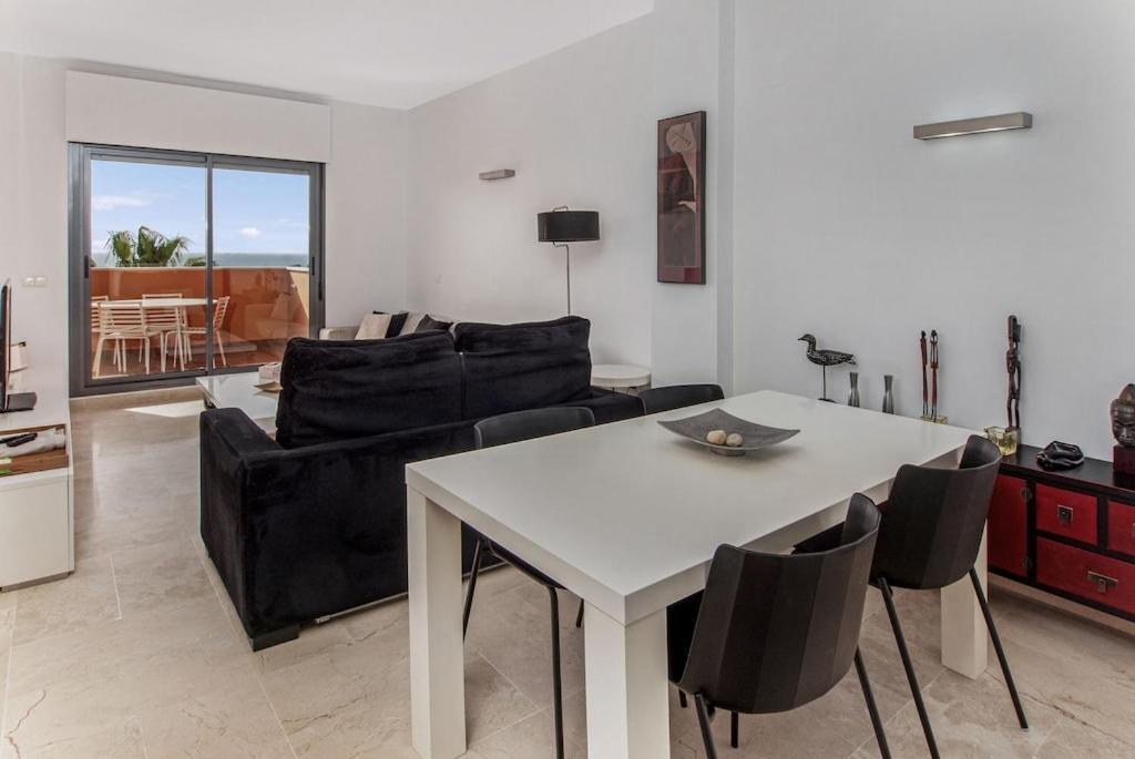 Rock Bay Apartment With Wonderful Sea View And 5 Minutes From The Beach Manilva Exteriör bild